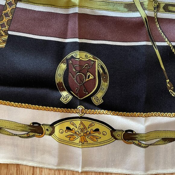 Silk Square Scarf With Nautical Design 21"x21" Black and Gold Neck Purse - Picture 5 of 8